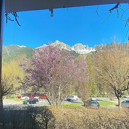 Bright, Warm 2br 2min To Gondola, Private Garden Apartamento